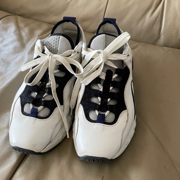 Acne Manhattan Women's Sneakers
LIKE NEW - Picture 6 of 9